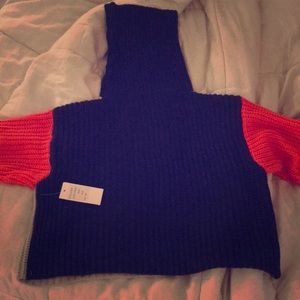 Beige/Navy oversized sweater